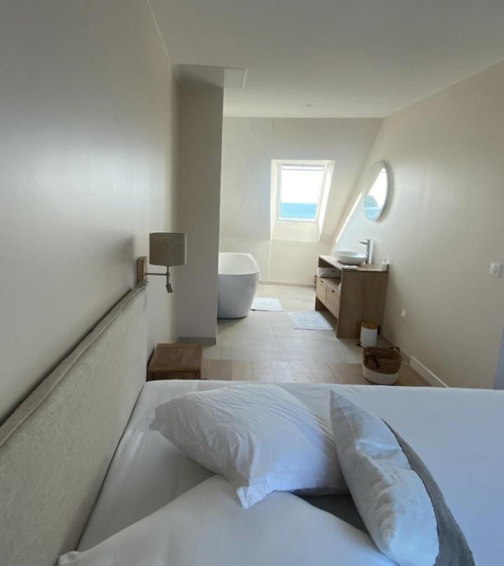 / Maison Entierement Renovee A 100 M Des Plages Granville